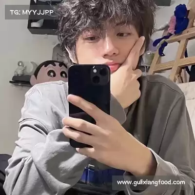 屈融健